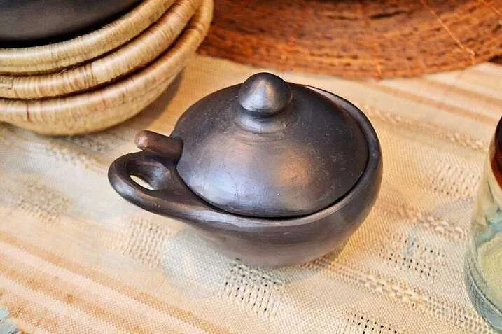 Salsera barro La Chamba